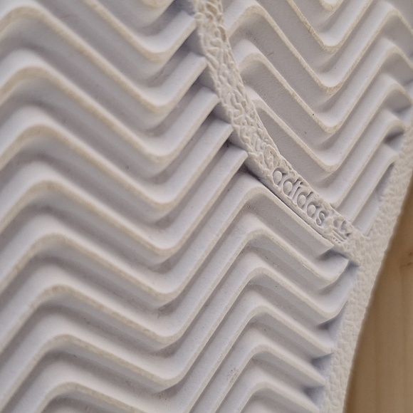 #ADN Womens silver metallic sz US 7.5 adidas superstar lace up sneaker - Picture 12 of 14